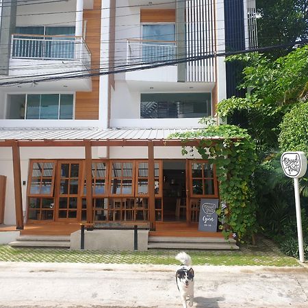 Breadfruit Hostel Chiang Mai Buitenkant foto