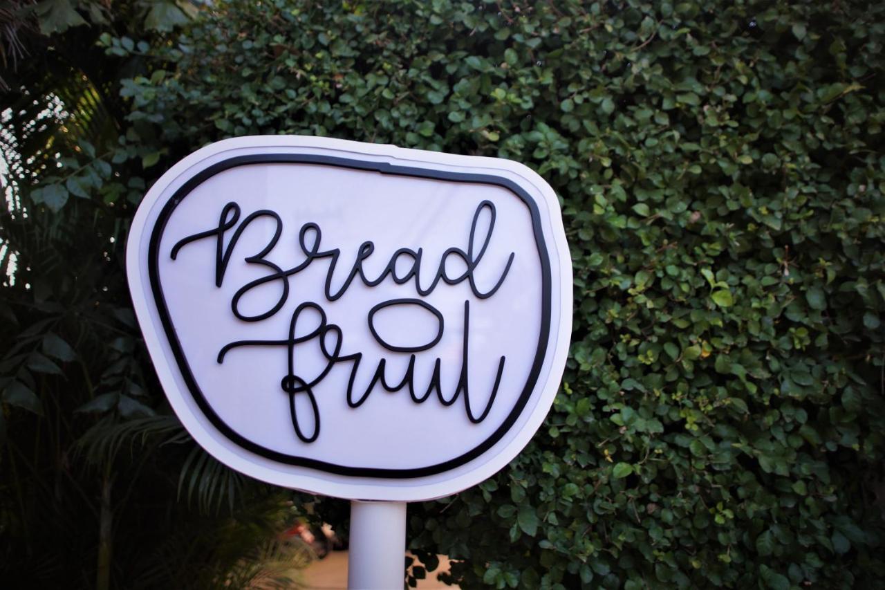 Breadfruit Hostel Chiang Mai Buitenkant foto